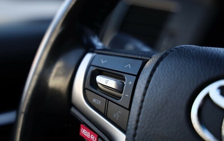 Toyota Land Cruiser 200, 2019 год, 9 499 000 рублей, 26 фотография