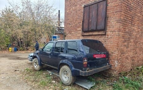 Nissan Terrano II рестайлинг, 1994 год, 150 000 рублей, 2 фотография