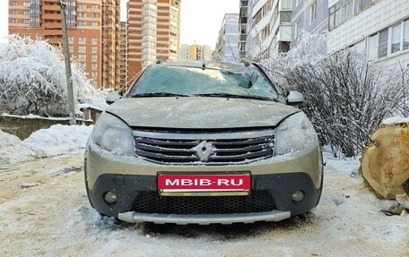 Renault Sandero I, 2014 год, 320 000 рублей, 2 фотография