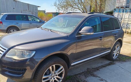 Volkswagen Touareg III, 2007 год, 800 000 рублей, 1 фотография