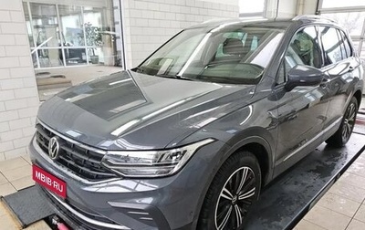 Volkswagen Tiguan II, 2022 год, 2 272 000 рублей, 1 фотография