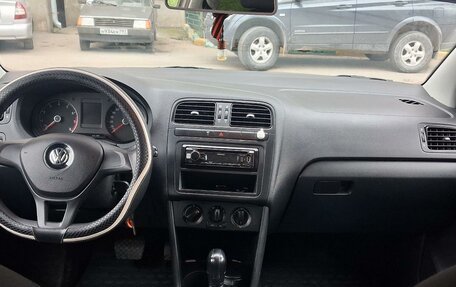 Volkswagen Polo VI (EU Market), 2016 год, 1 150 000 рублей, 6 фотография