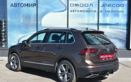 Volkswagen Tiguan II, 2018 год, 2 555 000 рублей, 7 фотография