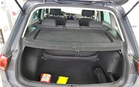 Volkswagen Tiguan II, 2022 год, 2 272 000 рублей, 12 фотография