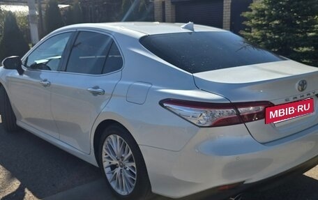 Toyota Camry, 2019 год, 3 450 000 рублей, 11 фотография