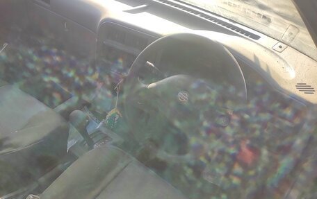 Nissan AD I, 1993 год, 85 000 рублей, 6 фотография