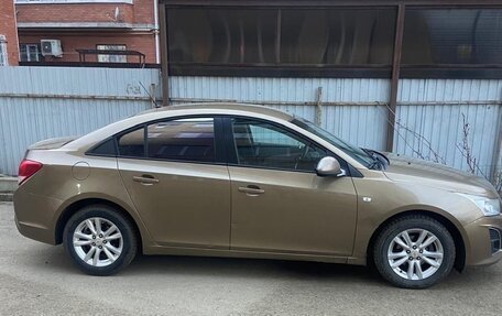 Chevrolet Cruze II, 2013 год, 680 000 рублей, 2 фотография