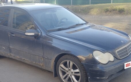 Mercedes-Benz C-Класс, 2000 год, 280 000 рублей, 9 фотография