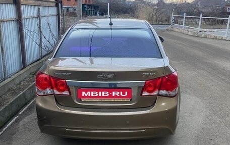 Chevrolet Cruze II, 2013 год, 680 000 рублей, 3 фотография
