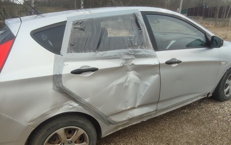 Hyundai Solaris II рестайлинг, 2011 год, 550 000 рублей, 10 фотография