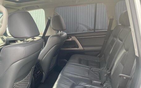 Toyota Land Cruiser 200, 2010 год, 2 770 000 рублей, 11 фотография