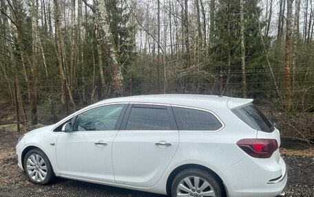 Opel Astra J, 2013 год, 585 000 рублей, 3 фотография