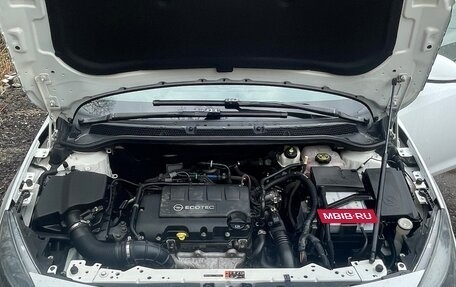 Opel Astra J, 2013 год, 585 000 рублей, 4 фотография