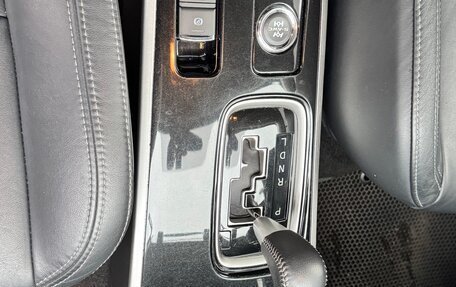 Mitsubishi Outlander III рестайлинг 3, 2020 год, 2 800 000 рублей, 17 фотография