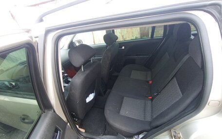 Ford Mondeo III, 2004 год, 425 000 рублей, 18 фотография