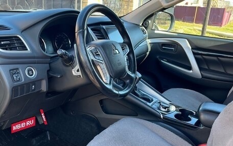 Mitsubishi Pajero Sport III рестайлинг, 2019 год, 3 100 000 рублей, 13 фотография