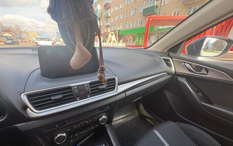 Mazda 3, 2017 год, 1 300 000 рублей, 11 фотография