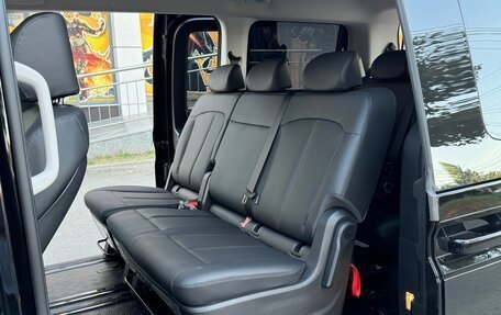 Hyundai Staria, 2024 год, 5 950 000 рублей, 16 фотография