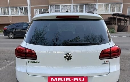 Volkswagen Tiguan I, 2015 год, 1 250 000 рублей, 3 фотография
