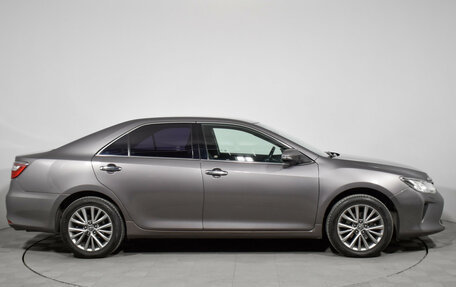 Toyota Camry, 2016 год, 1 990 000 рублей, 4 фотография