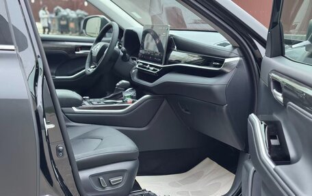 Toyota Highlander, 2026 год, 5 100 000 рублей, 27 фотография