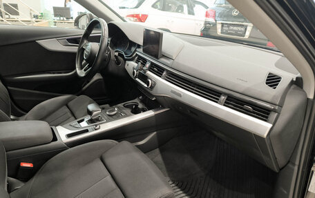 Audi A4, 2017 год, 3 729 000 рублей, 15 фотография