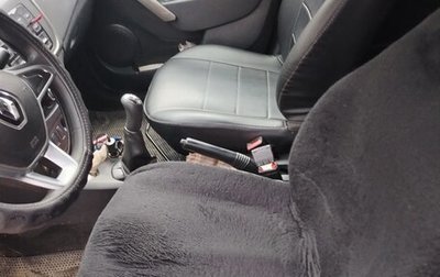 Renault Logan II, 2019 год, 1 070 000 рублей, 1 фотография