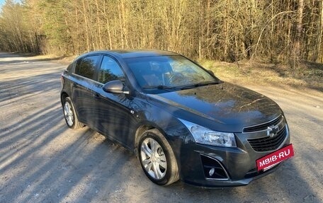 Chevrolet Cruze II, 2012 год, 925 000 рублей, 3 фотография