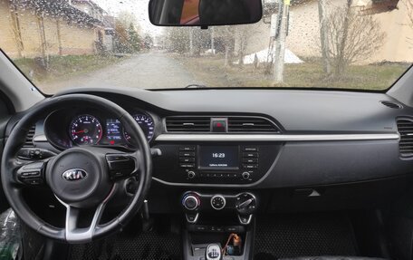 KIA Rio IV, 2017 год, 800 000 рублей, 5 фотография