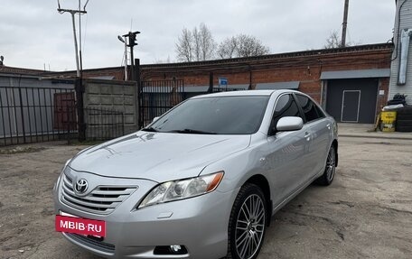 Toyota Camry, 2009 год, 940 000 рублей, 2 фотография
