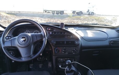 Chevrolet Niva I рестайлинг, 2020 год, 750 000 рублей, 2 фотография