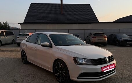 Volkswagen Jetta VI, 2017 год, 1 590 000 рублей, 2 фотография