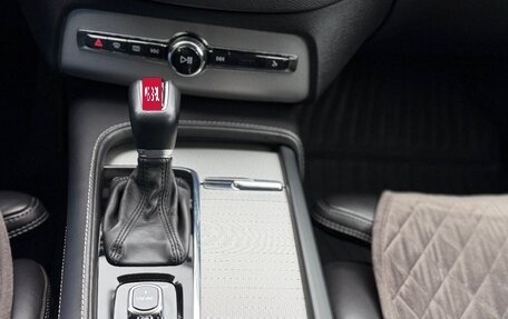 Volvo XC90 II рестайлинг, 2016 год, 4 100 000 рублей, 18 фотография