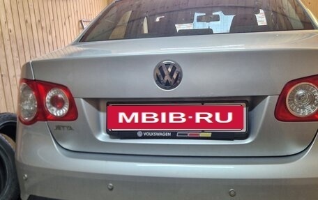 Volkswagen Jetta VI, 2010 год, 700 000 рублей, 2 фотография