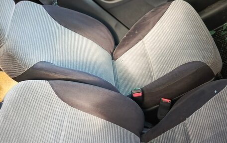 Honda Stream I рестайлинг, 2001 год, 220 000 рублей, 13 фотография