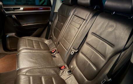 Volkswagen Touareg III, 2013 год, 3 300 000 рублей, 15 фотография