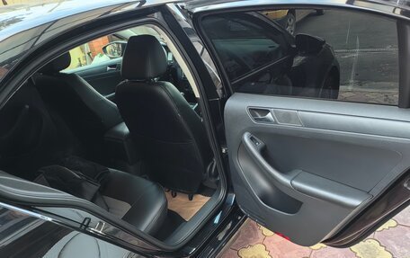 Volkswagen Jetta VI, 2013 год, 995 000 рублей, 9 фотография