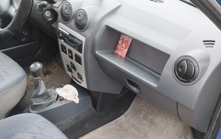 Renault Logan I, 2006 год, 380 000 рублей, 11 фотография