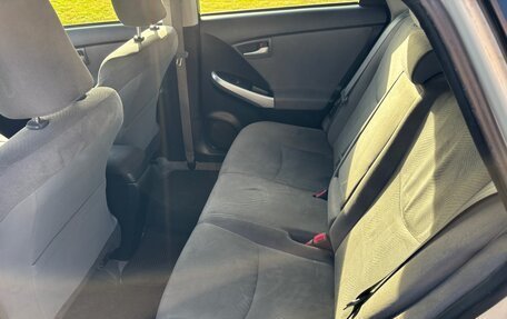 Toyota Prius, 2015 год, 1 500 000 рублей, 7 фотография