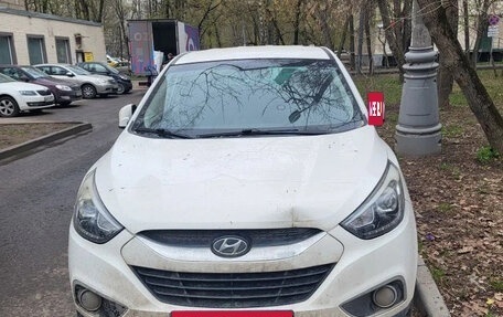 Hyundai ix35 I рестайлинг, 2014 год, 1 250 000 рублей, 2 фотография