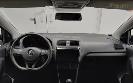 Volkswagen Polo VI (EU Market), 2020 год, 1 100 000 рублей, 17 фотография