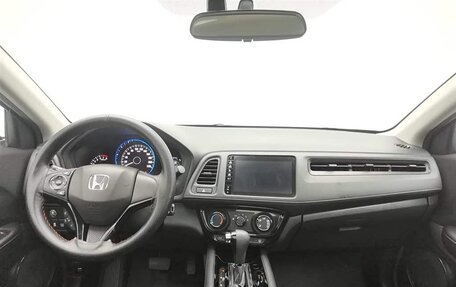 Honda Vezel, 2021 год, 1 350 000 рублей, 6 фотография