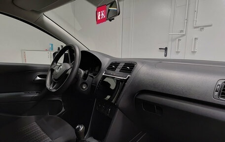 Volkswagen Polo VI (EU Market), 2020 год, 1 100 000 рублей, 13 фотография