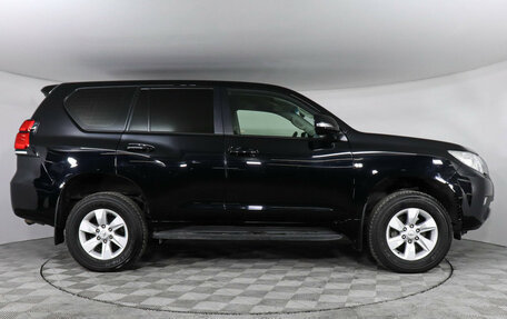 Toyota Land Cruiser Prado 150 рестайлинг 2, 2018 год, 4 799 000 рублей, 4 фотография