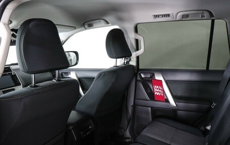 Toyota Land Cruiser Prado 150 рестайлинг 2, 2018 год, 4 799 000 рублей, 12 фотография