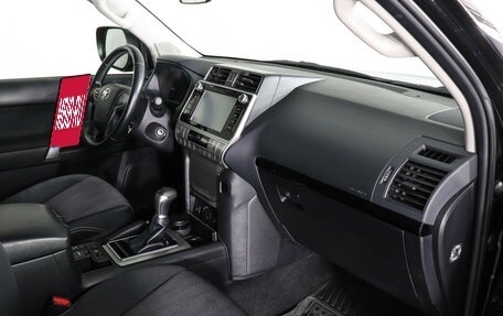 Toyota Land Cruiser Prado 150 рестайлинг 2, 2018 год, 4 799 000 рублей, 10 фотография