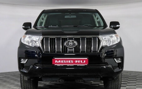 Toyota Land Cruiser Prado 150 рестайлинг 2, 2018 год, 4 799 000 рублей, 2 фотография