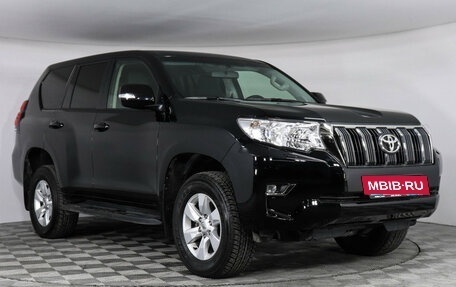 Toyota Land Cruiser Prado 150 рестайлинг 2, 2018 год, 4 799 000 рублей, 3 фотография