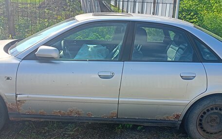 Audi A4, 2001 год, 300 000 рублей, 5 фотография