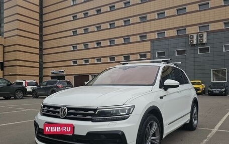 Volkswagen Tiguan II, 2019 год, 2 850 000 рублей, 1 фотография